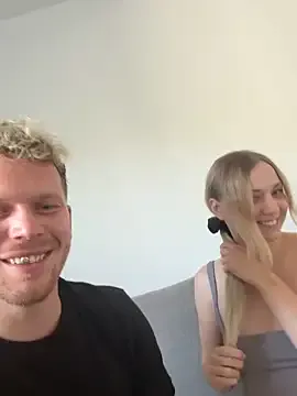 bunny_blonde – webcam model profile photo Image 14