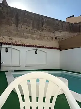 Libely – webcam model profile photo Image 14