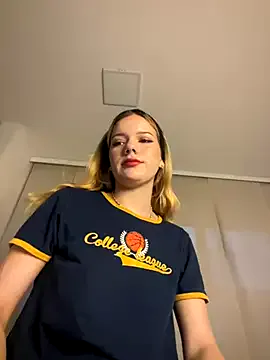 Marryyss – webcam model profile photo Image 9