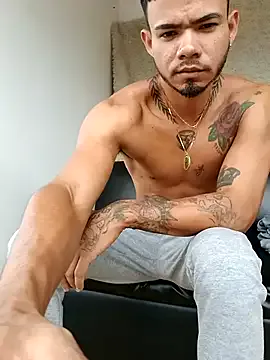 VictoriaMorrone – webcam model profile photo Image 15