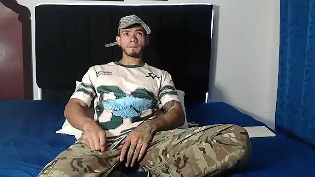 VictoriaMorrone – webcam model profile photo Image 3