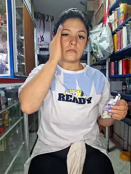 Magic-Giiirls – webcam model profile photo Image 7