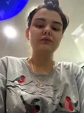 British_EmJess – webcam model profile photo Image 15