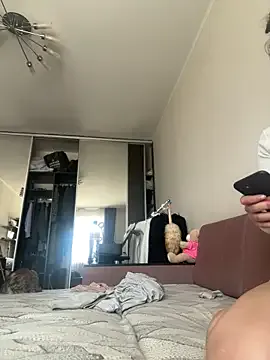 British_EmJess – webcam model profile photo Image 3