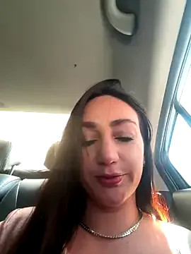 SofiaSins – webcam model profile photo Image 10