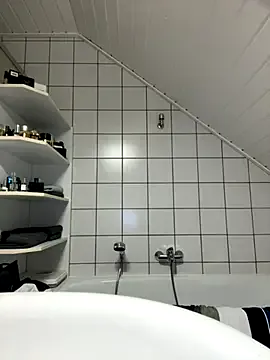 BlondeScarlettx – webcam model profile photo Image 19