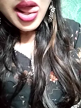 Girlaa – webcam model profile photo Image 11