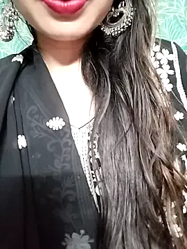 Girlaa – webcam model profile photo Image 14