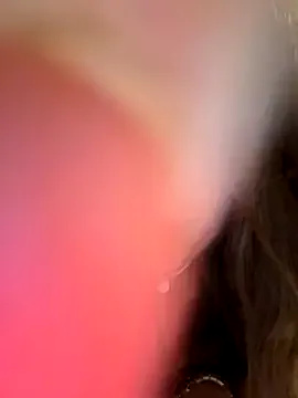 LoraDevine – webcam model profile photo Image 11