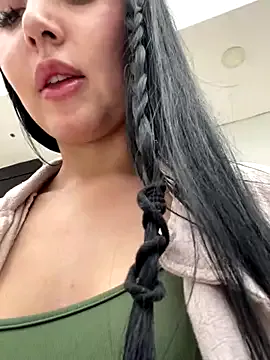 blondeambitionnn – webcam model profile photo Image 8