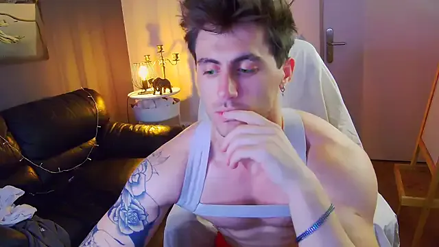 BlondeScarlettx – webcam model profile photo Image 2