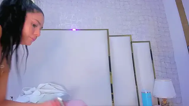 heanvenlyblonde – webcam model profile photo Image 4