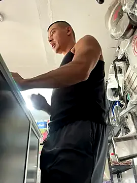 straight__friends – webcam model profile photo Image 9