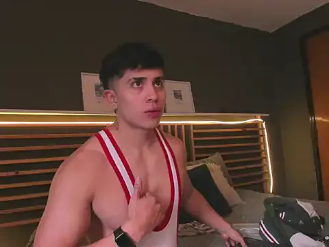 SelennaMoon – webcam model profile photo Image 7