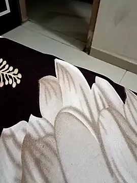 Loli_Belle – webcam model profile photo Image 6