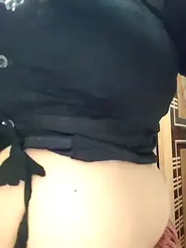 SusyBlair – webcam model profile photo Image 11