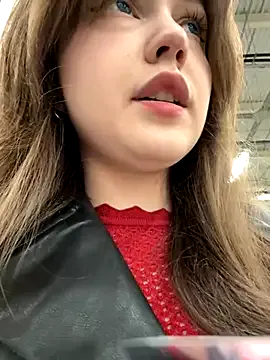 British_EmJess – webcam model profile photo Image 16