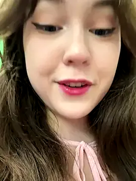 British_EmJess – webcam model profile photo Image 6