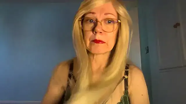 Loli_Belle – webcam model profile photo Image 4