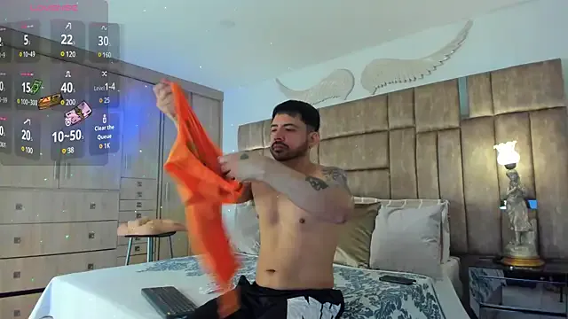 BlondeHott – webcam model profile photo Image 8