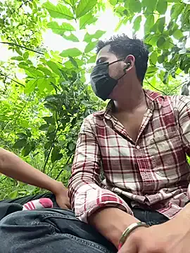 BigTitBlondeUK – webcam model profile photo Image 6