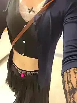 Scarlettsteelexo – webcam model profile photo Image 3