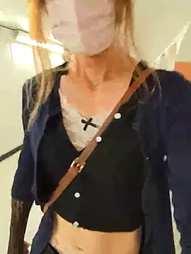 Scarlettsteelexo – webcam model profile photo Image 5