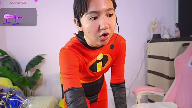 ChelseaBlondeUK – webcam model profile photo Image 8