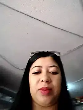 ChelseaBlondeUK – webcam model profile photo Image 11