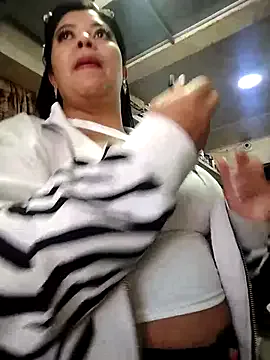 ChelseaBlondeUK – webcam model profile photo Image 12