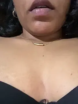 priyadevi17 – webcam model profile photo