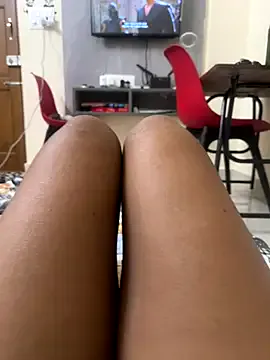 BlondeHott – webcam model profile photo Image 13