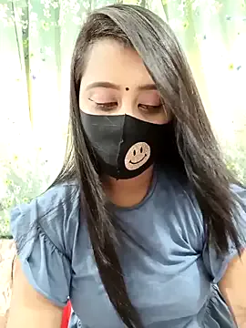 RedFlag4 – webcam model profile photo Image 14