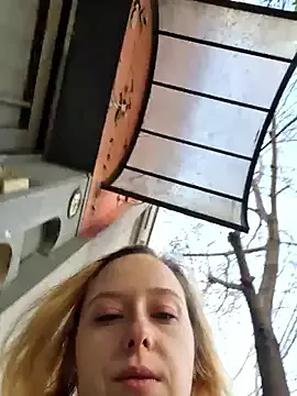 Korol-Eva – webcam model profile photo Image 6