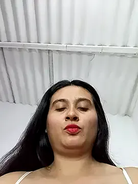 SusyBlair – webcam model profile photo Image 17