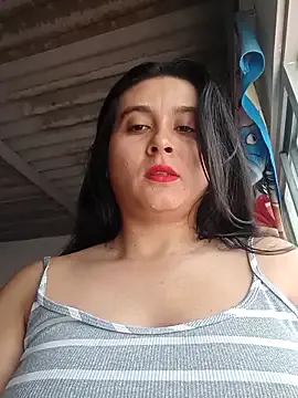 SusyBlair – webcam model profile photo Image 7