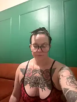 quinnmariexo – webcam model profile photo