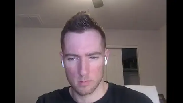 LinaParadise – webcam model profile photo Image 15