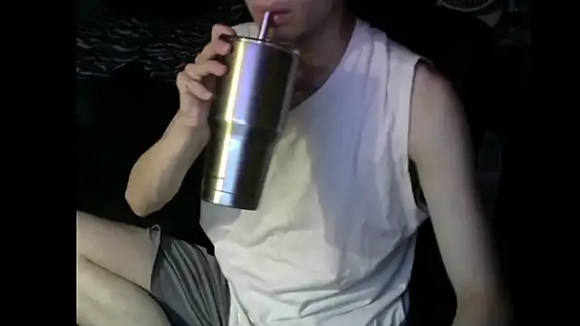 molochnaya000 – webcam model profile photo Image 2