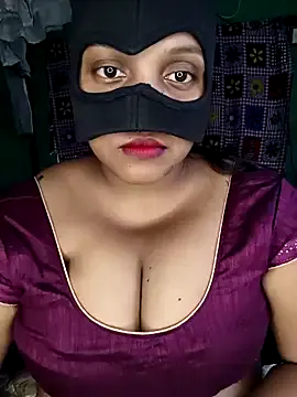 BlondeScarlettx – webcam model profile photo Image 4