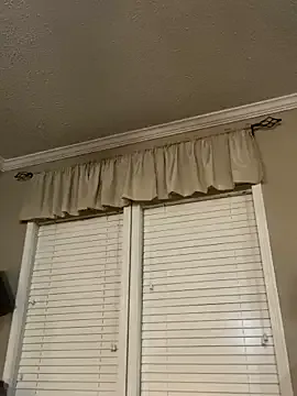 LorrySkye – webcam model profile photo Image 14