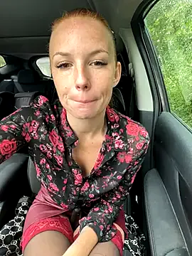 BlondeHott – webcam model profile photo Image 18