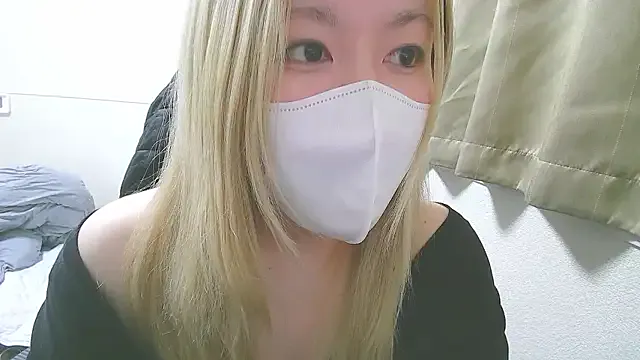 BlondeScarlettx – webcam model profile photo Image 15