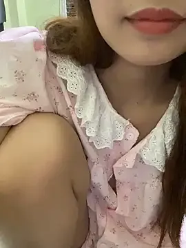 Natural-boobs – webcam model profile photo Image 19