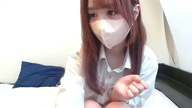 British_EmJess – webcam model profile photo Image 4