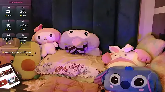 BlondeScarlettx – webcam model profile photo Image 14