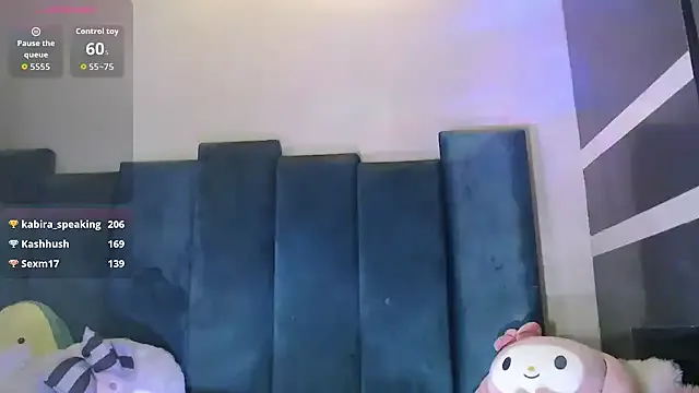 BlondeScarlettx – webcam model profile photo Image 17