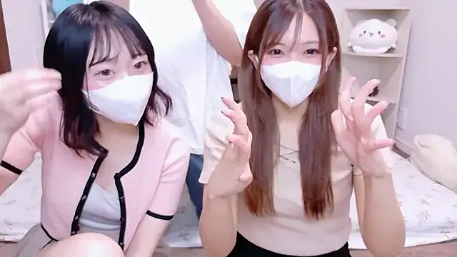 Lusty-Ladiiees – webcam model profile photo Image 17