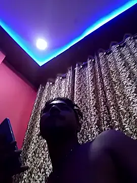 British_EmJess – webcam model profile photo Image 7