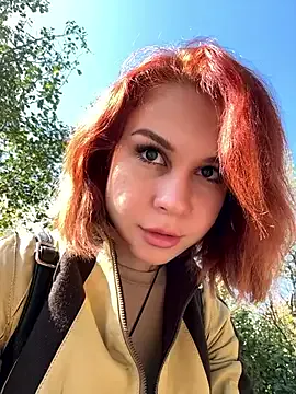 British_EmJess – webcam model profile photo Image 14